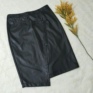 Hot Swag Faux Leather Asymmetrical Skirt Size M
